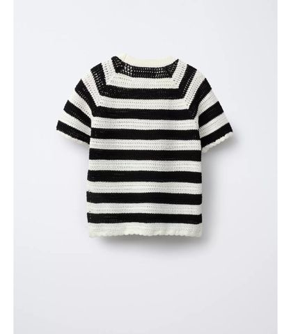 ABG18 - Áo len dệt kẻ ngang trắng đen ngực thêu tim đỏ size 6 - 14y