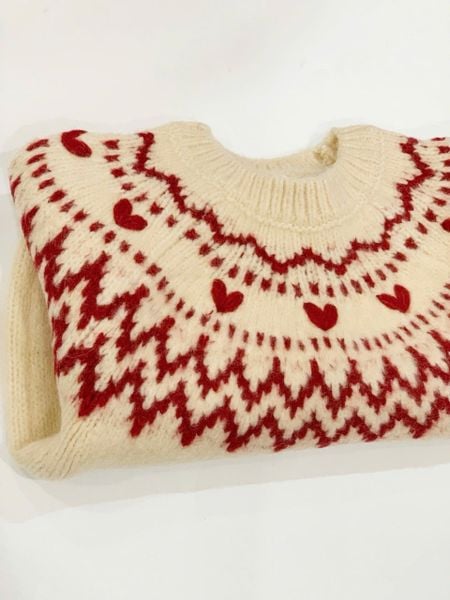 ALBG07 - Áo len màu be hoạ tiết thổ cẩm đỏ bé gái size 1-6y