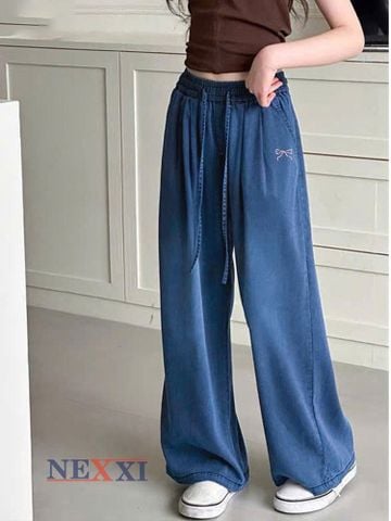 2604.22 - Quần jean giấy Nexxi dài ống suông thêu nơ hồng bé gái size 11-16y
