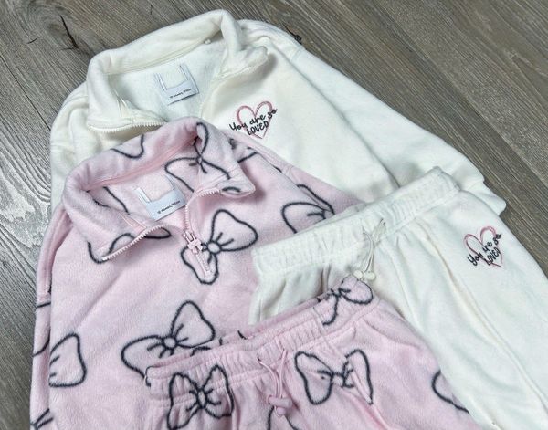 BBG26 - Bộ nỉ GGJJ 2 màu hồng nơ/trắng kem cho bé gái size 2-8y