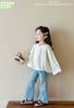 M5555 - Set Mia Kids áo thô trắng hoa nổi - quần jean xanh ống loe size 2 - 12y