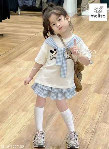 MLSBCC.7777 - Bộ Melisa áo kem in mickey + chân váy kẻ caro xanh size 2-12y