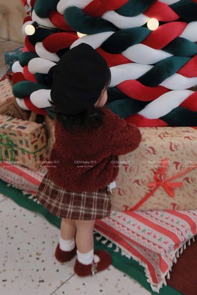 M2564001 - Set áo lông + chân váy kẻ đỏ noel cho bé size 73-100