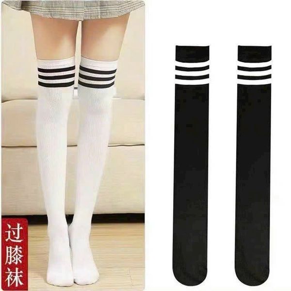 PKT04 - Tất chân kẻ cao tới đầu gối 2 màu trắng/đen