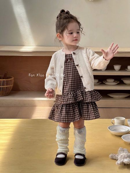 25178 - Set 2ct QC Fanxiaoke váy kẻ + cardigan bé gái size 80-120