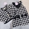 V00169 - Set áo khoác + váy dạ tweed họa tiết gingham trắng đen size 1 - 10y