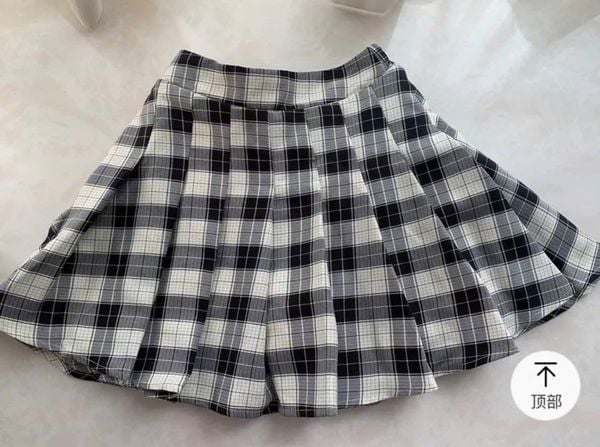 CVAY15 - Chân váy vải thô Mini Peace kẻ caro liền quần nỉ bé gái size 110-160