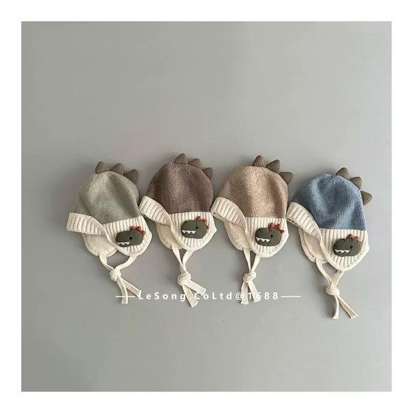 SH2511PK04 - Mũ len trẻ em có che tai, chất liệu len nhân tạo kích thước chu vi đầu 46-50cm, Nhac Lac Nghia O Trading Co., LTd