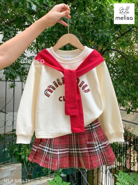 MLS 5864 - Bộ nỉ Melisa áo kem khăn đỏ + chân váy kẻ đỏ bé gái size 2-12y