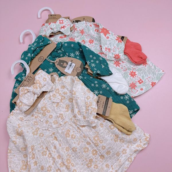 V00077 - Set 4ct váy muslin + quần chip + băng đô + tất bé gái size 3-12m