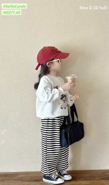 M5577 - Bộ nỉ Mia Kids áo ghi hình cún The Cozydog - quần kẻ đen size 2 - 12y