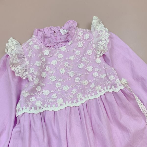 V00094 - Váy thô màu hồng tím phối ren hoa ngực size 110 - 150