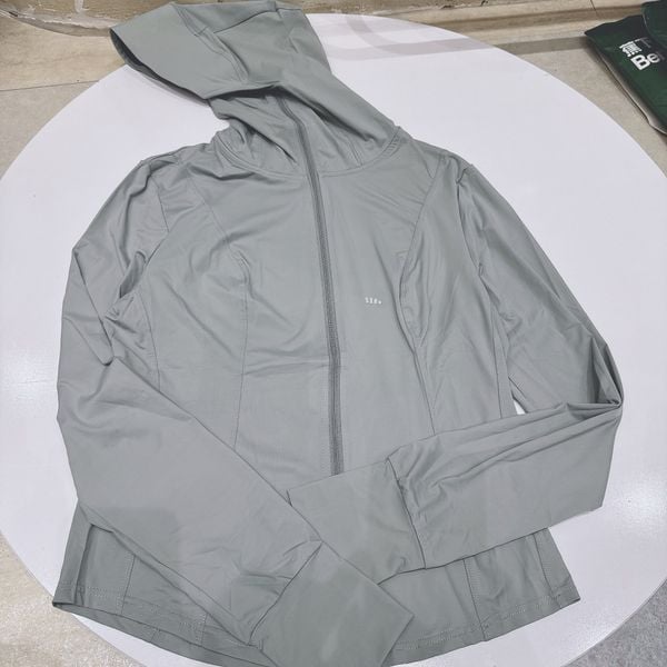 ACN07 - Áo chống nắng Beneunder +50UPF vải làm mát dáng ôm 5 màu cho Mẹ size 40-55kg