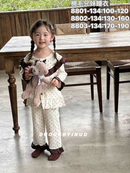 BBG10 - Bộ Pyjama vải thun GuoguoYinuo nhiều màu cho bé gái size 100-190