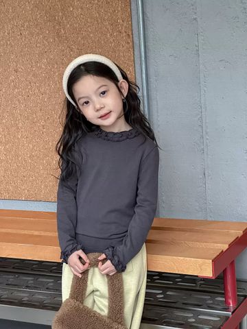 25G038 - Áo thun bé gái chất cotton cổ bèo 3D, chất liệu 47.6% cotton, 47,8% rayon (viscose), 4.6% spandex size 90-170, NSX Huzhou Zhili Kujun Clothing Co., Ltd