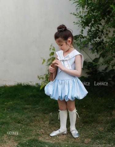 LC1822 - Váy Lennco kẻ xanh cổ nơ size 1 - 10y