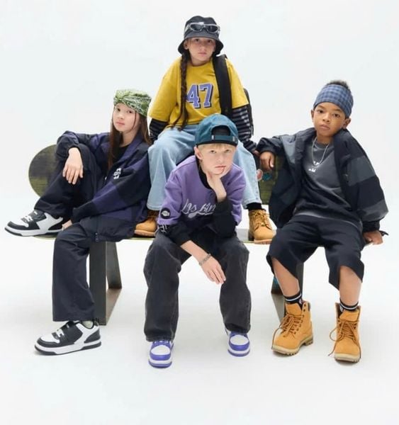 AKBT06 - Áo khoác gió 2 mặt 2 màu size 120-160