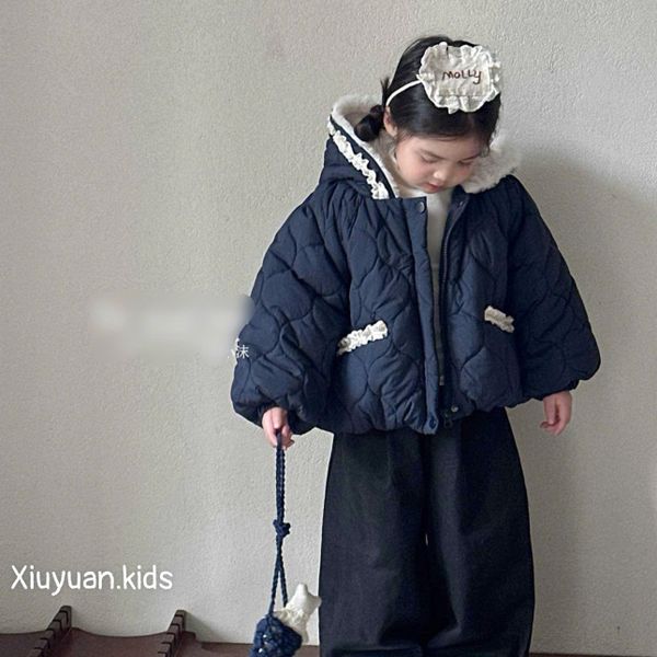 9565 - Áo khoác phao lót lông siêu nhẹ 2 màu đỏ/navy cho bé gái size 90-130