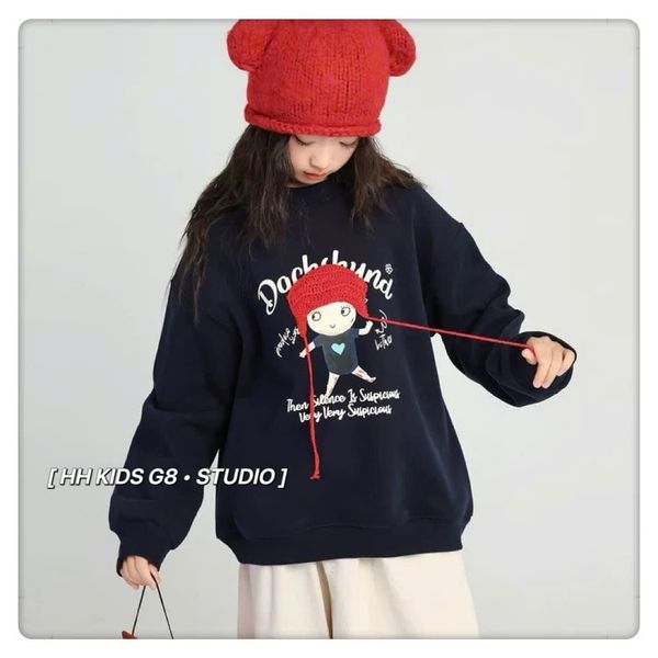 25207 - Áo nỉ cô gái đội mũ len 2 màu cho bé size 120-160