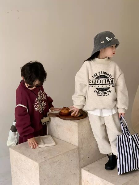 SH2512B01 - Bộ đồ ngủ (pyjama) cho trẻ em gái dệt kim, chất liệu sợi nhân tạo, size 90-150, không thương hiệu, NSX Huzhou Weixiaomeng Fashion Co., LTd