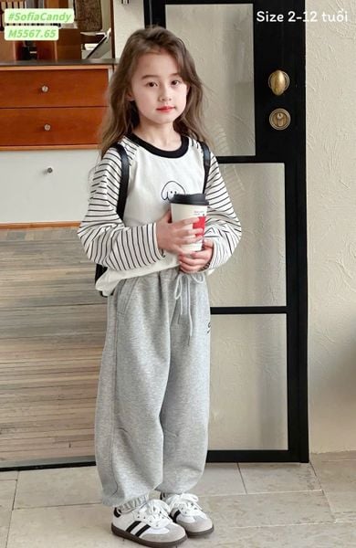 M5567 - Bộ Mia Kids áo cotton trắng cún phối tay kẻ đen - quần nỉ màu ghi size 2 - 12y