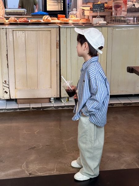 ABT14 - Áo sơ mi kẻ xanh thêu cún cho bé trai size 110-170