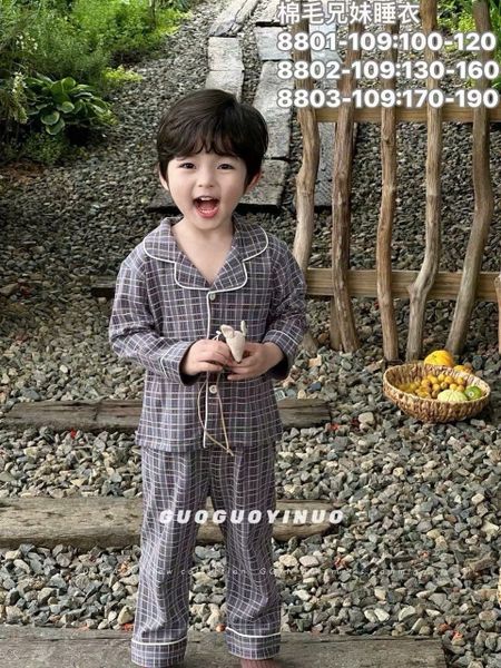 BBT10 - Bộ Pyjama vải thun GuoguoYinuo nhiều màu cho bé trai size 100-160