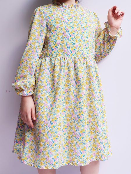 V00152 - Váy hoa nhí vàng hồng cổ bèo nhún eo