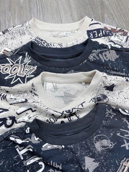 ABT25 - Áo cotton in chữ vẩy sơn 2 màu be / ghi đen size 2 - 8y