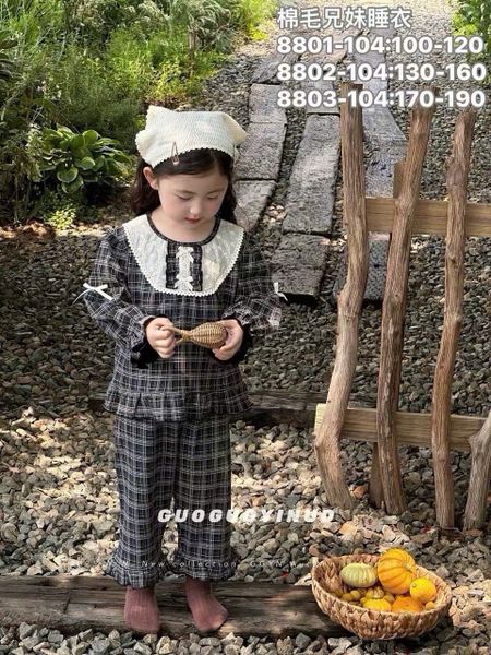 BBG10 - Bộ Pyjama vải thun GuoguoYinuo nhiều màu cho bé gái size 100-190