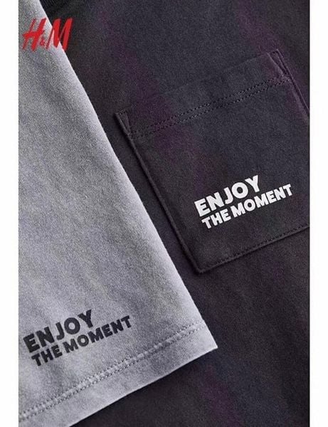 ABT72 - Áo cotton túi ngực 2 màu đen/ ghi Enjoy cho bé trai size 2-10y