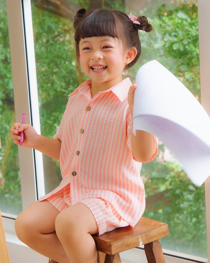 Set sơ mi tay ngắn quần short sọc vải đũi bé trai bé gái À Ú