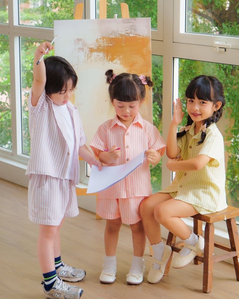  Set sơ mi tay ngắn quần short sọc vải đũi bé trai bé gái À Ú 