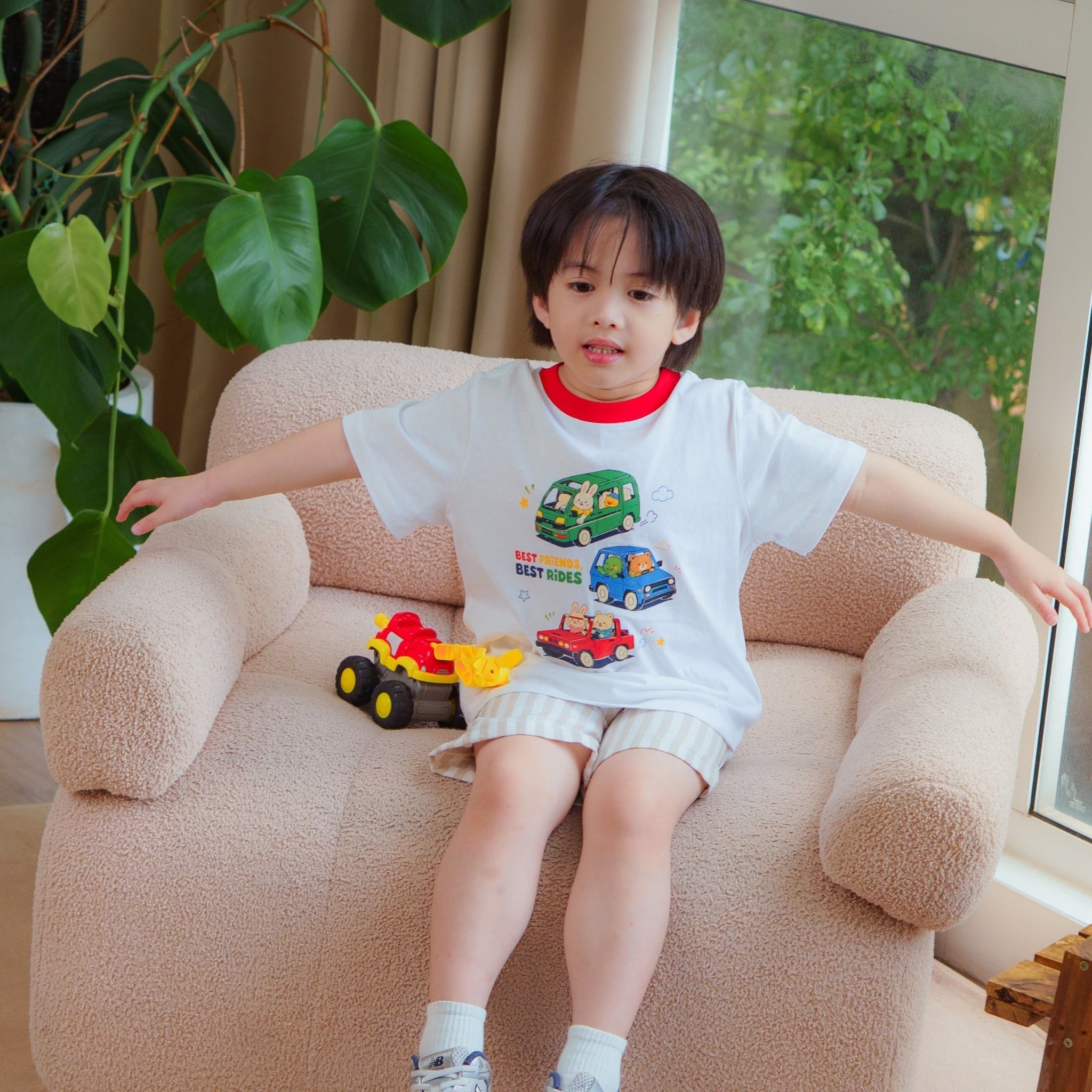 Áo thun tay ngắn in hình Best Friend