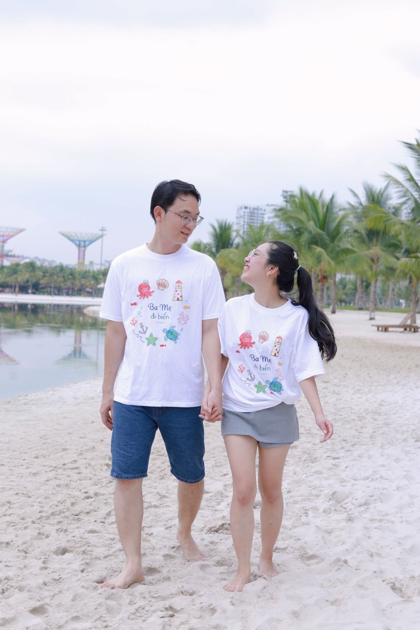 Áo thun tay ngắn người lớn ba mẹ đi biển À Ú