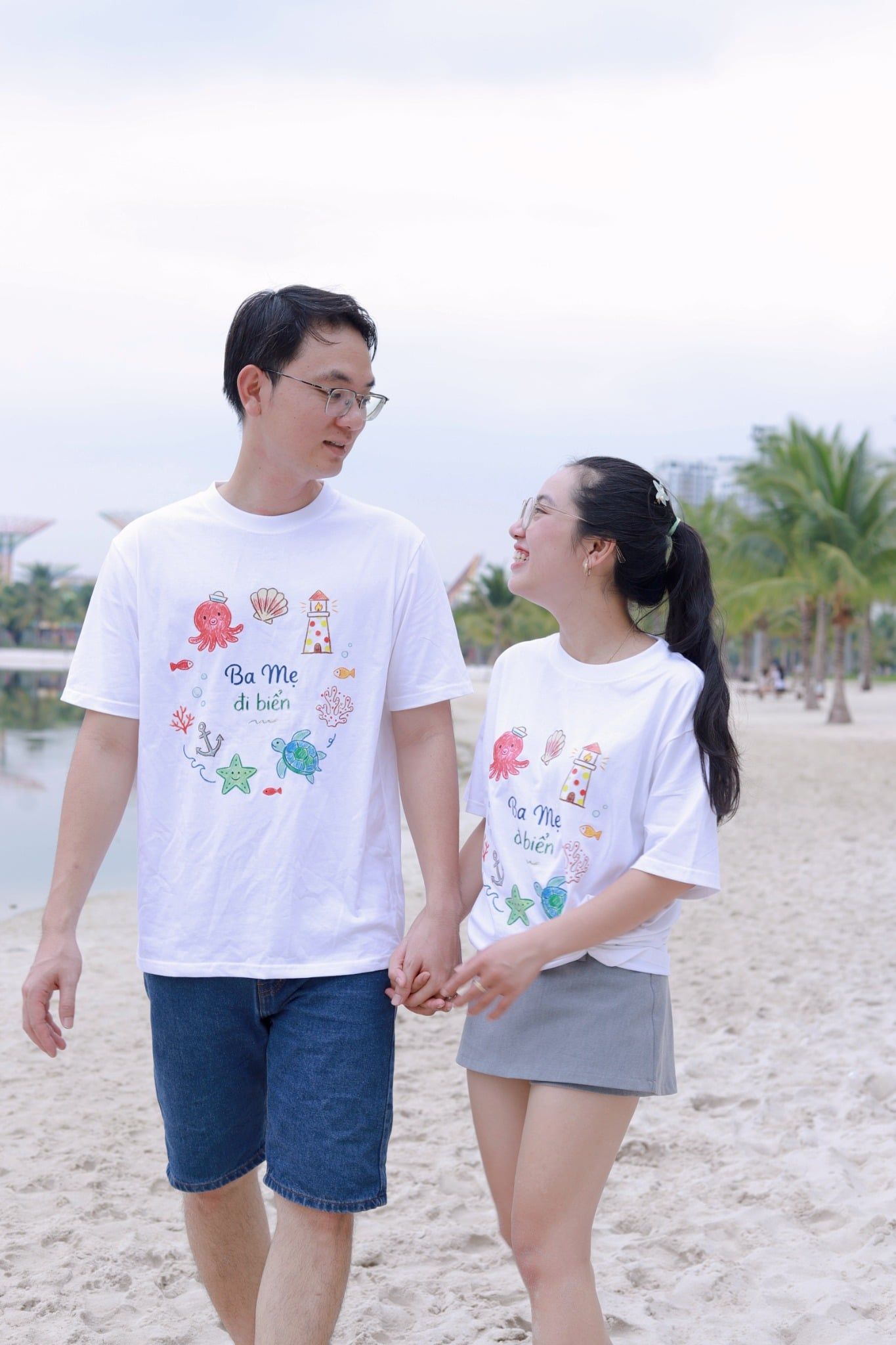 Áo thun tay ngắn người lớn ba mẹ đi biển À Ú