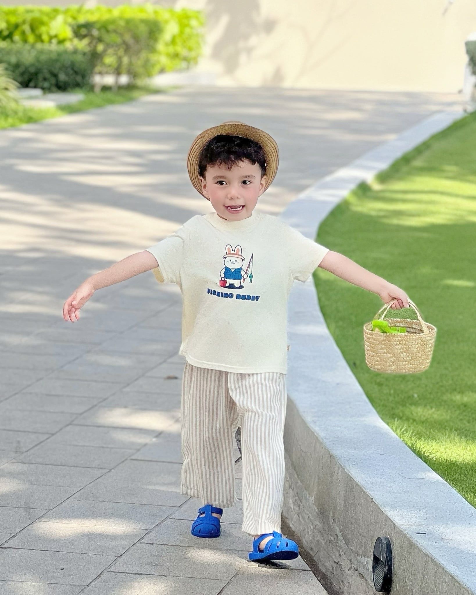  Áo thun tay ngắn in hình Summer 03 Thỏ câu cá 