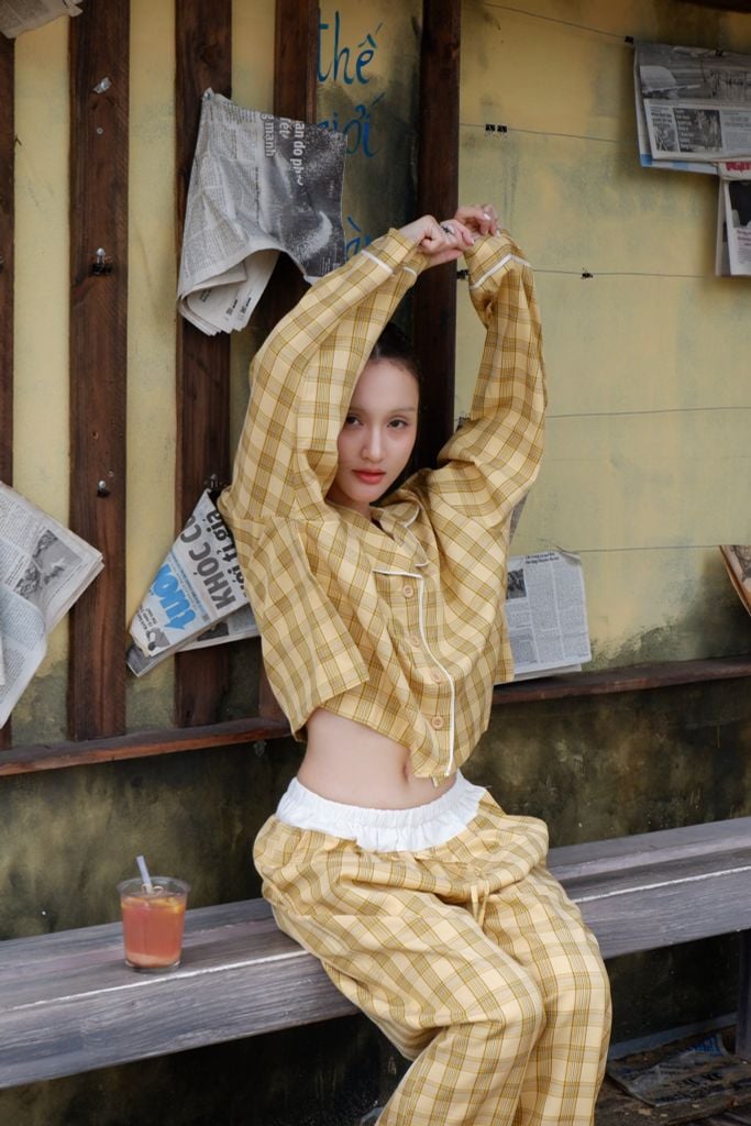  HONEY DAZE - 005- DD - CTI 
