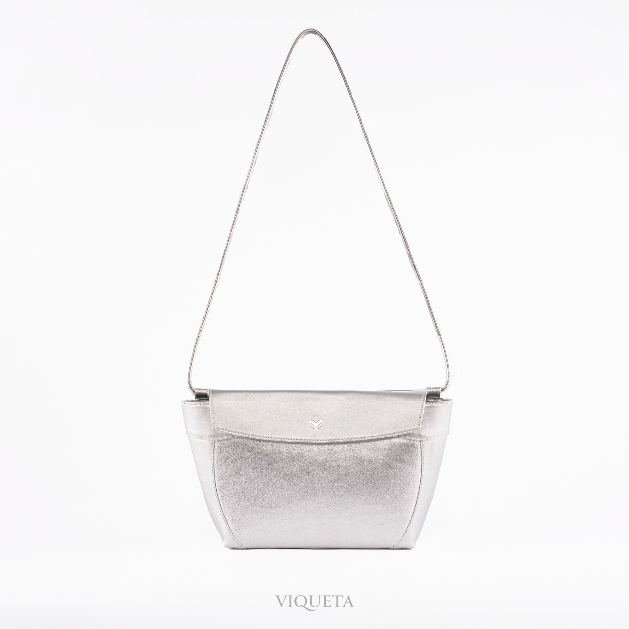 CLOUD V3 MEDIUM-SILVER