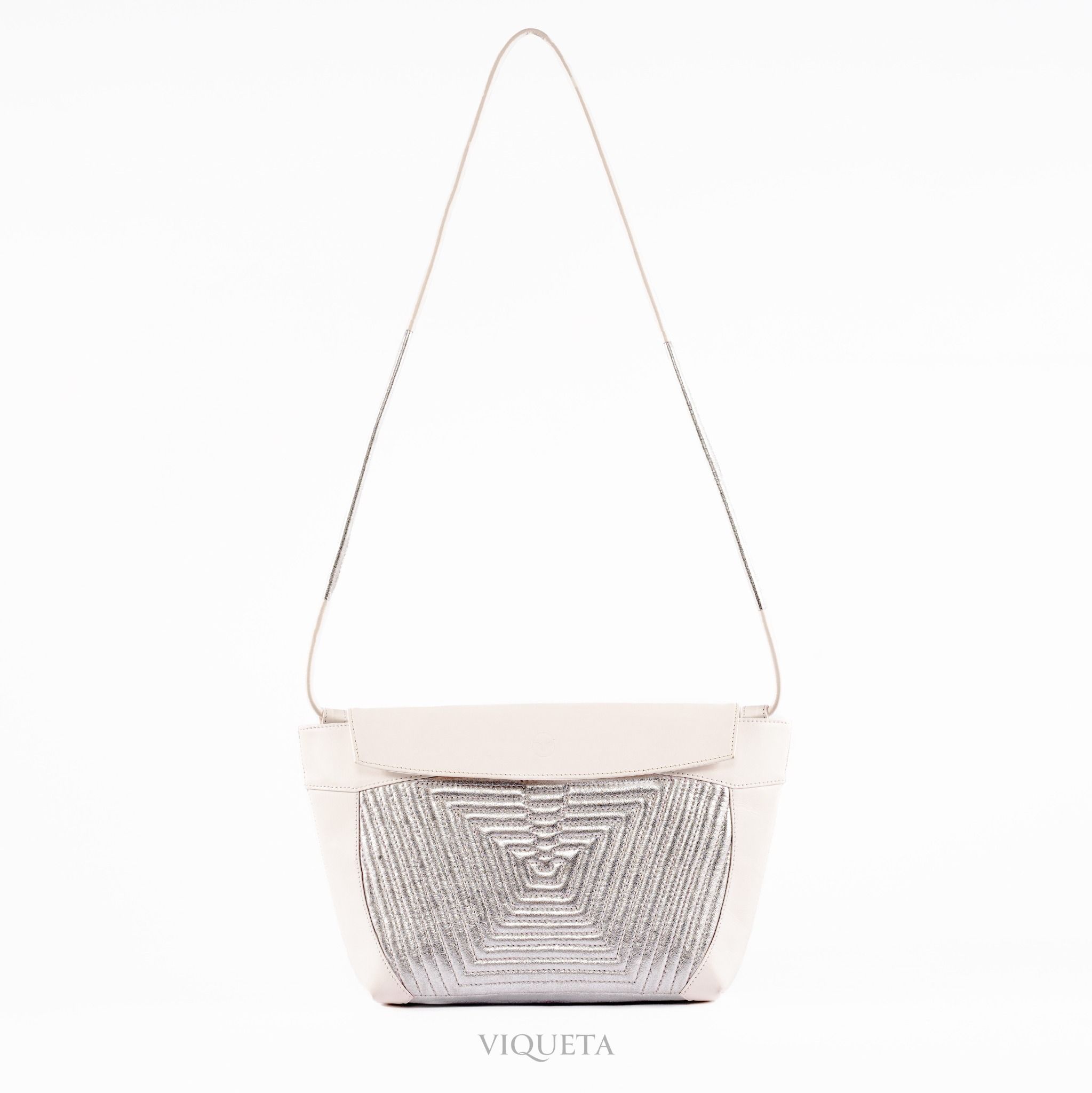 CLOUD V3 MEDIUM-WHITE