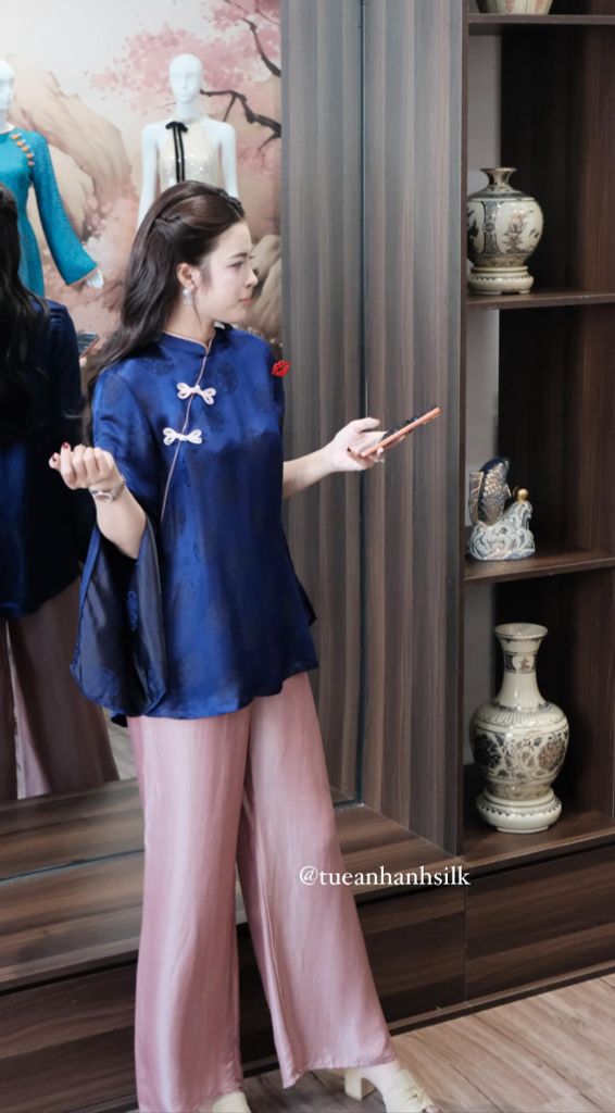 Pháp Phục Tím Hồng