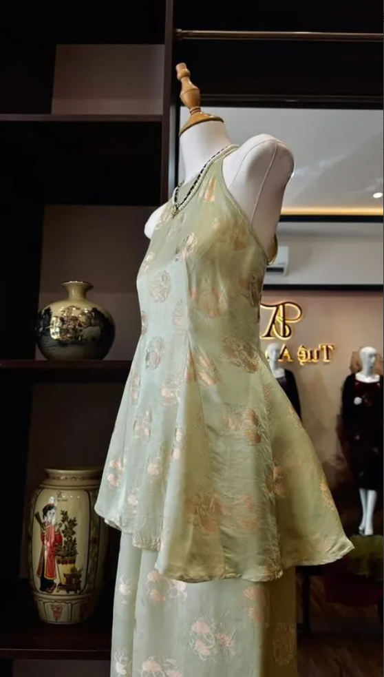 Bộ yếm hai dây xanh