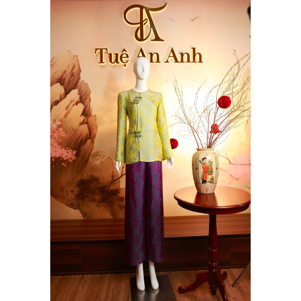 Pháp Phục Xanh Tím