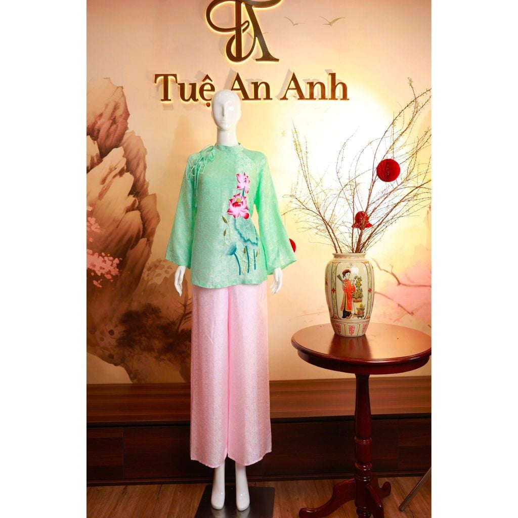 Pháp Phục Xanh Thêu Sen Hồng