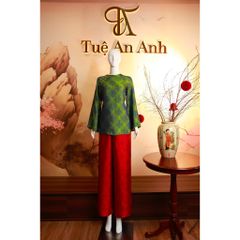 Pháp Phục Xanh Lá Đỏ