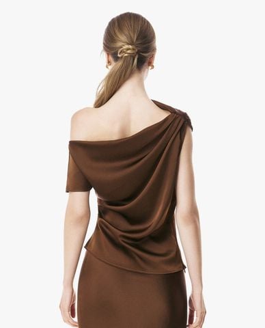  GIGI - Áo kiểu nữ lệch vai phối nếp gấp 