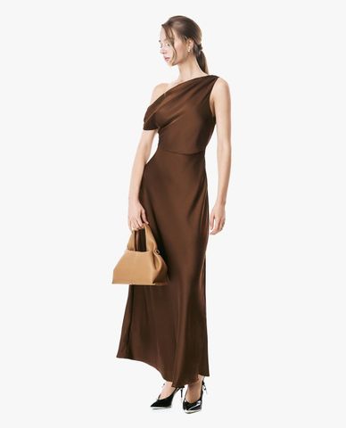  GIGI - Đầm dự tiệc maxi lệch vai xếp rũ 