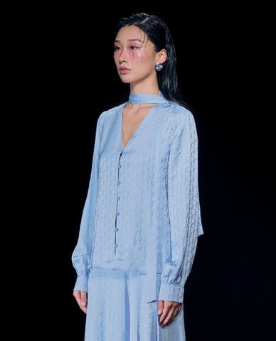  GIGI - Áo kiểu nữ cổ V tay dài nữ tính 
