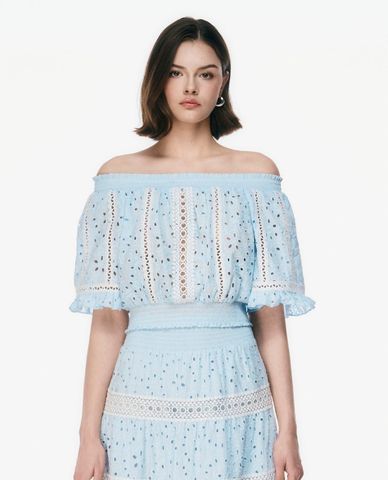  GIGI - Áo trễ vai nữ tay lửng viền ren phom croptop 