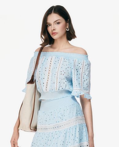  GIGI - Áo trễ vai nữ tay lửng viền ren phom croptop 